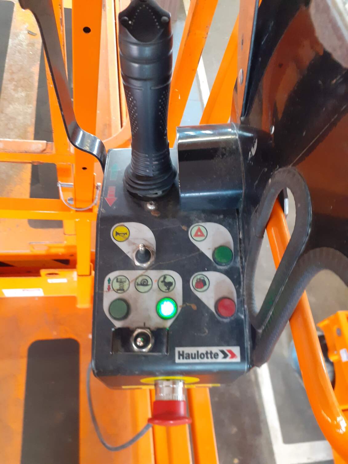 Haulotte Compact 12 (01902) – Bild 5
