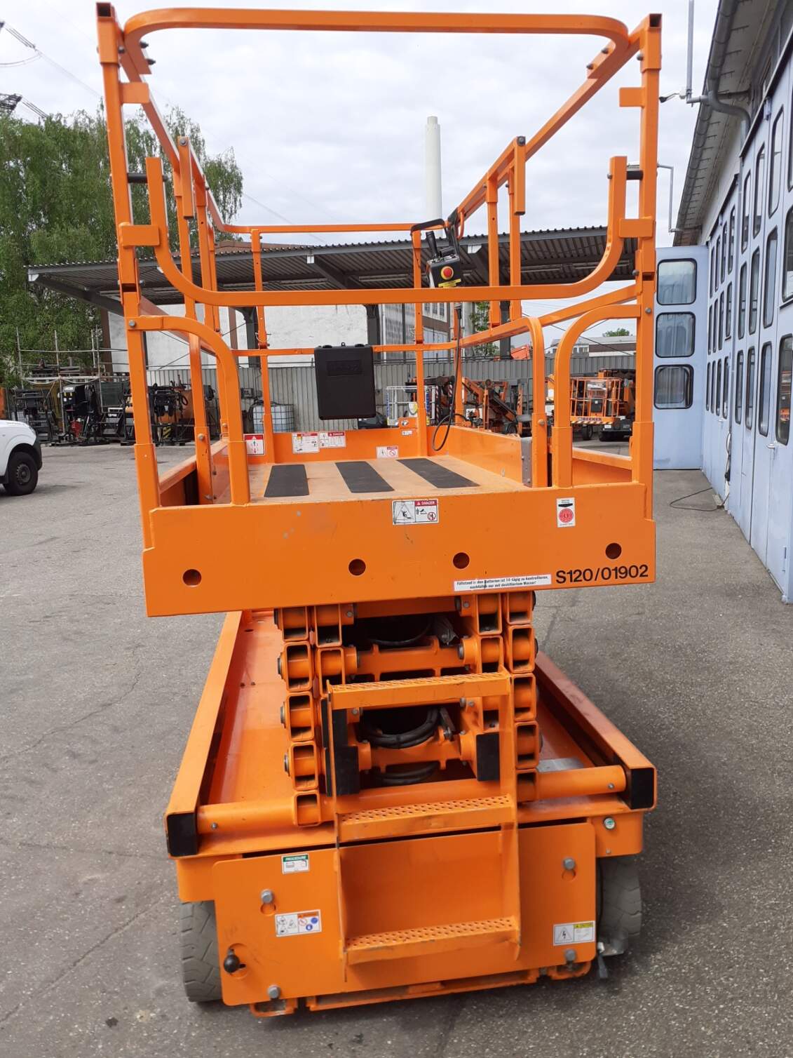 Haulotte Compact 12 (01902) – Bild 2