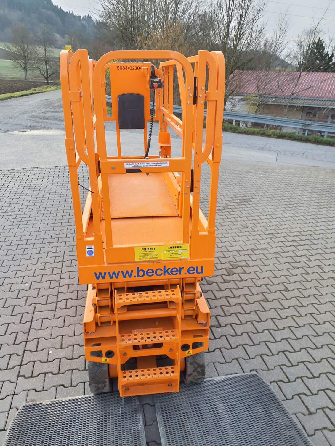 JCB S2032E (02304) – Bild 2